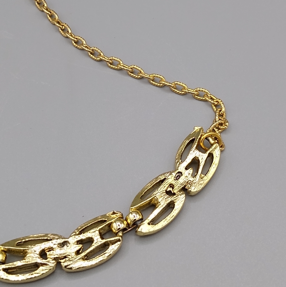 Gold tone Brushed Abstract Dual Link Necklace Vintage - Picture 9 of 13